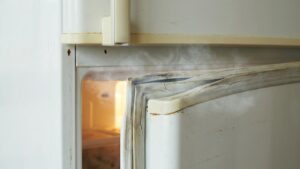 断熱性能の劣化が消費電力を増大させる物理的理由